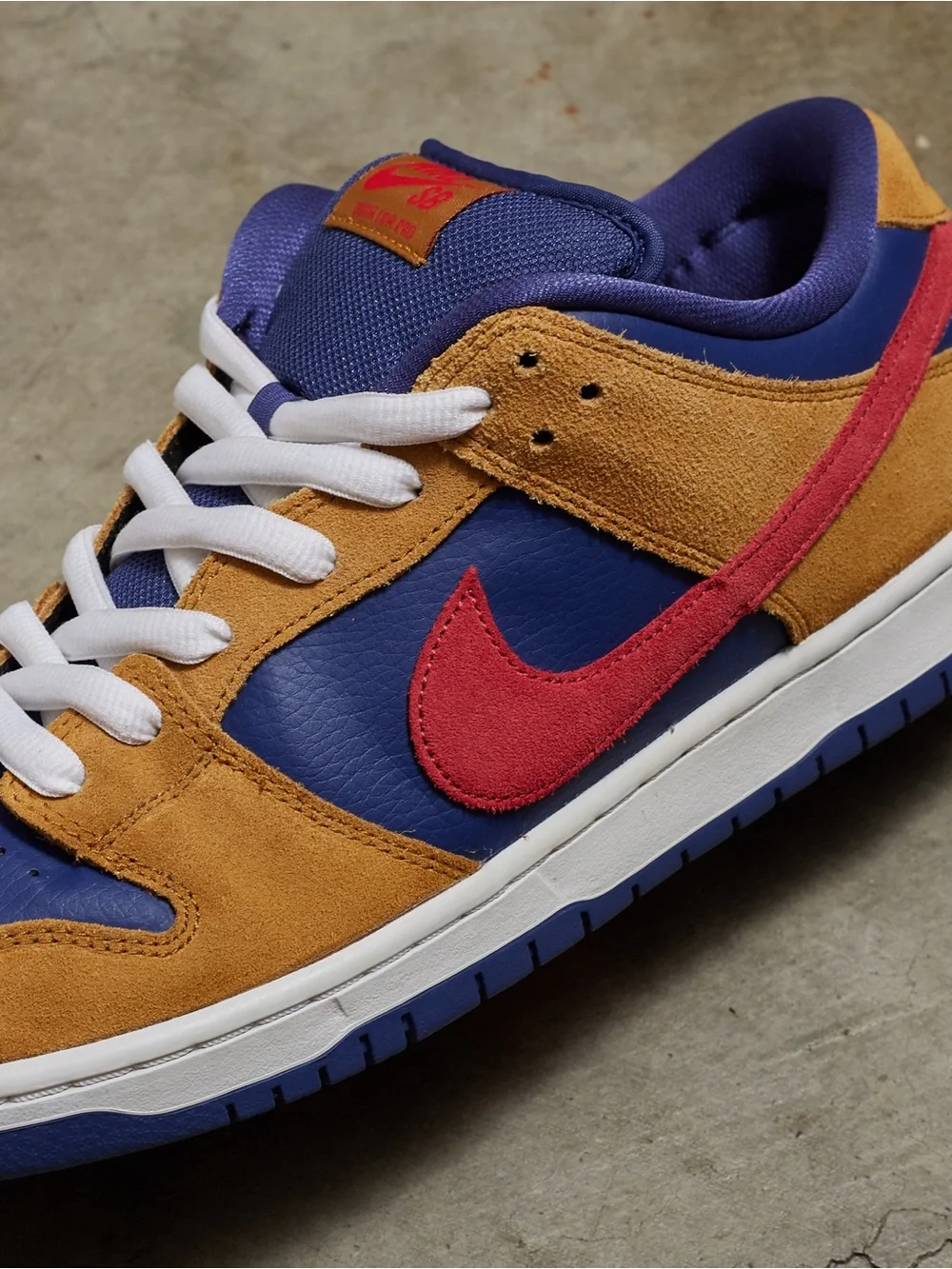 Nike SB Dunk Low Pro ‘Reverse Papa Bear’